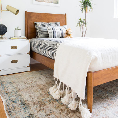 Asenfar Moroccan Cotton Pom Poms Blanket