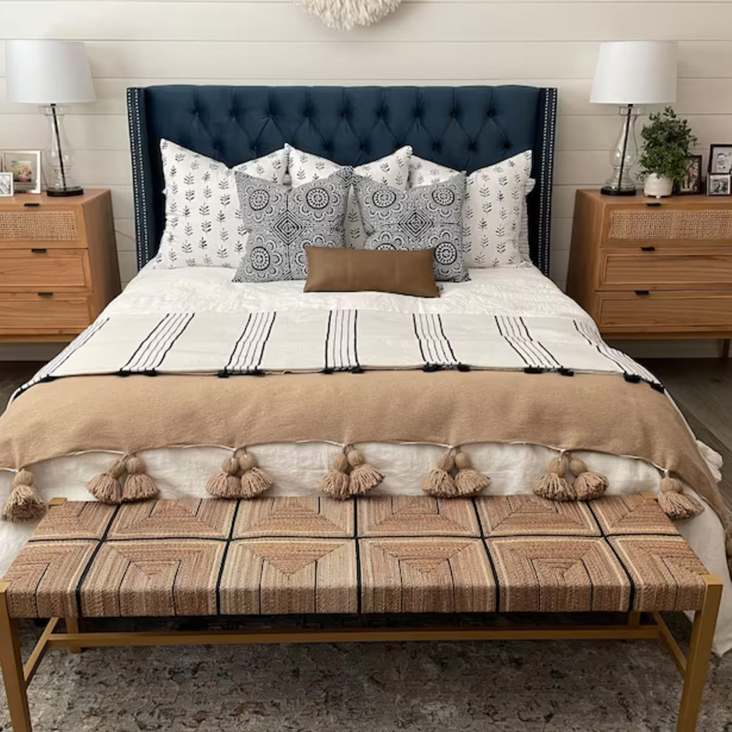 Ayour Organic Cotton Pom Poms Blanket