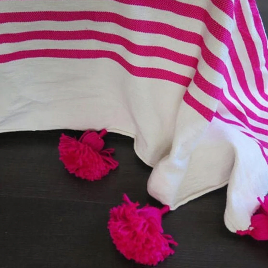Tazerzit Organic Cotton Pom Poms Blanket