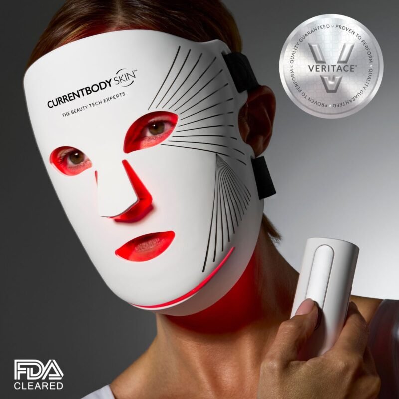 CurrentBody Skin Lift & Brighten Kit - Image 3